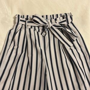 Striped pants size small